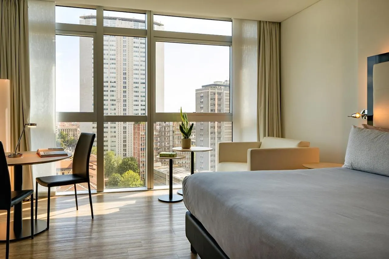 **** Отель Innside By Melia Milano Torre Galfa Италия