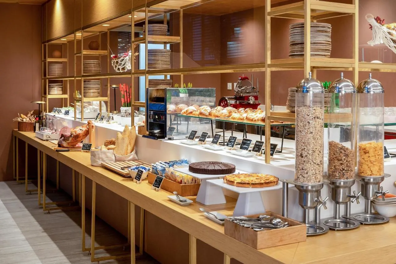 Innside By Melia Milano Torre Galfa 4*, Милан Италия