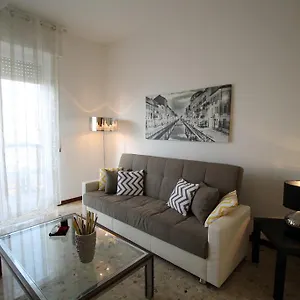 Appartement House Navigli, Milan